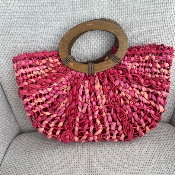Coldwater Creek Pink Woven Bag with Wooden Handles - Picture 1 of 8